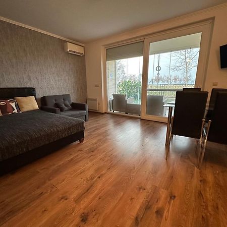 Piano Balaton Apartment Zamárdi Екстериор снимка