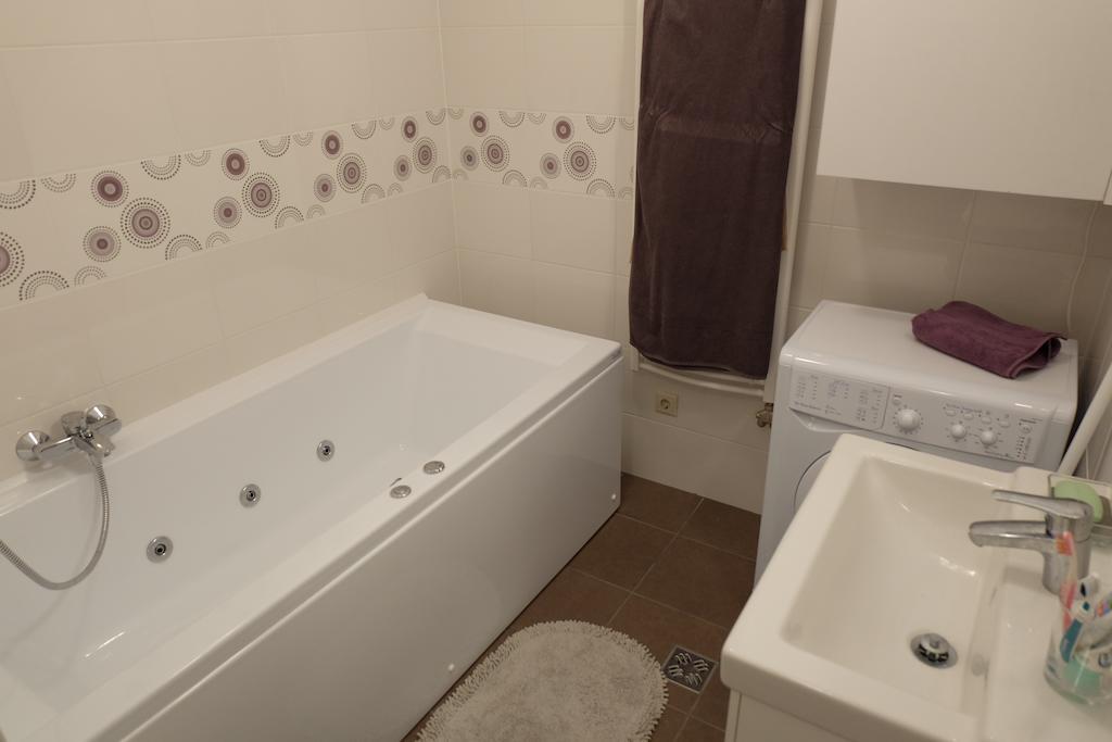 Piano Balaton Apartment Zamárdi Стая снимка